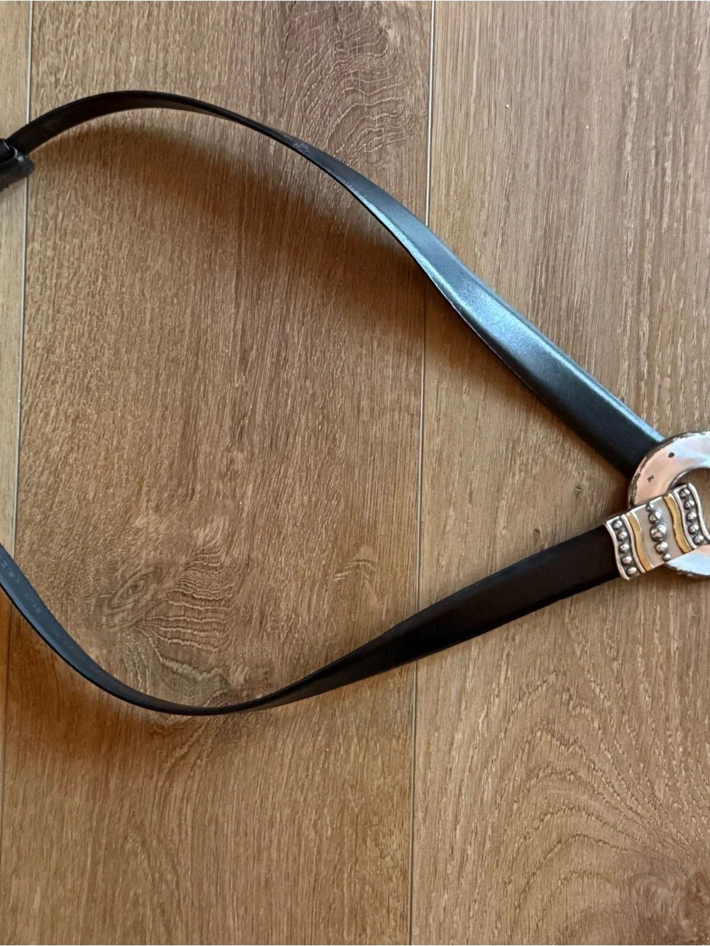 Vintage Black Women’s Belt with Decorative Silver-Tone Buckle